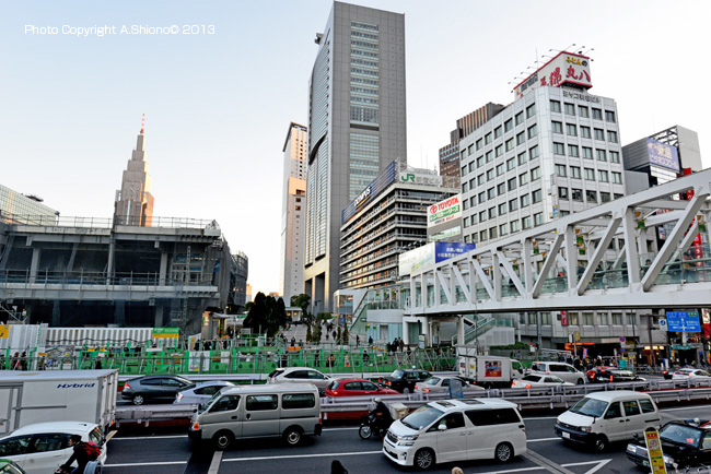 Shinjuku_SG_BustaS_Build130104